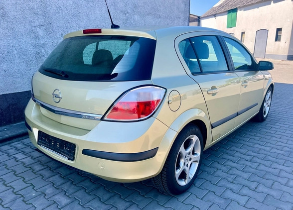 Opel Astra cena 6600 przebieg: 177000, rok produkcji 2004 z Strzelno małe 137